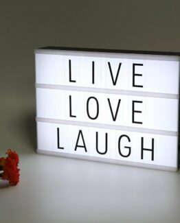 caja de luz con letras